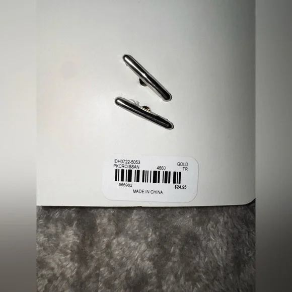 Francesca's multiple gold rings woman size 8 - Picture 3 of 3